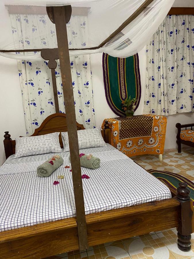 Sanaa Hostel Zanzibar Buitenkant foto